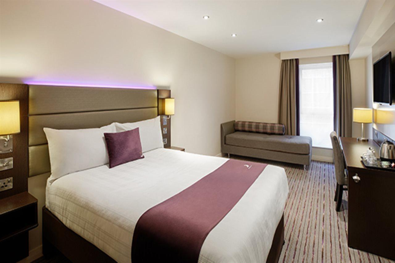 Premier Inn Premier Inn 韦茅斯 外观 照片