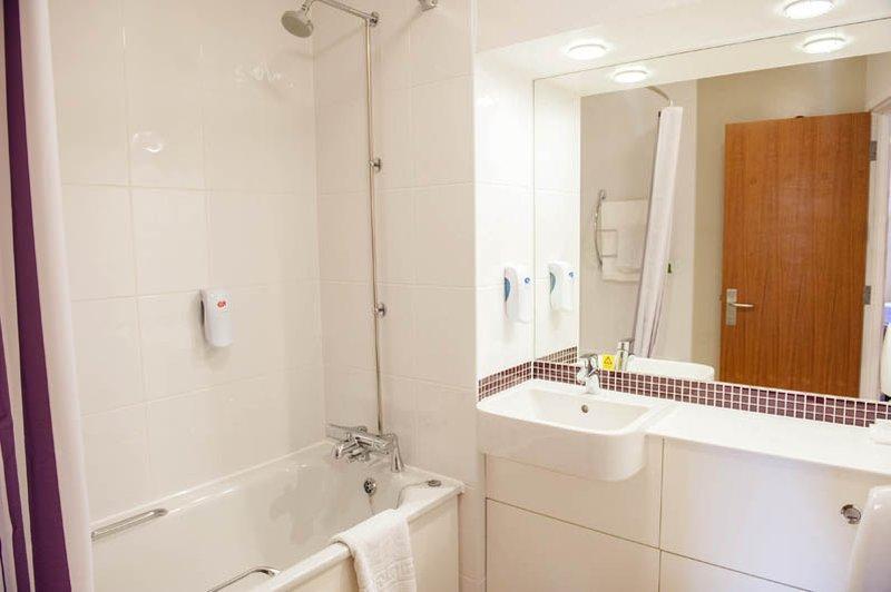 Premier Inn Premier Inn 韦茅斯 外观 照片